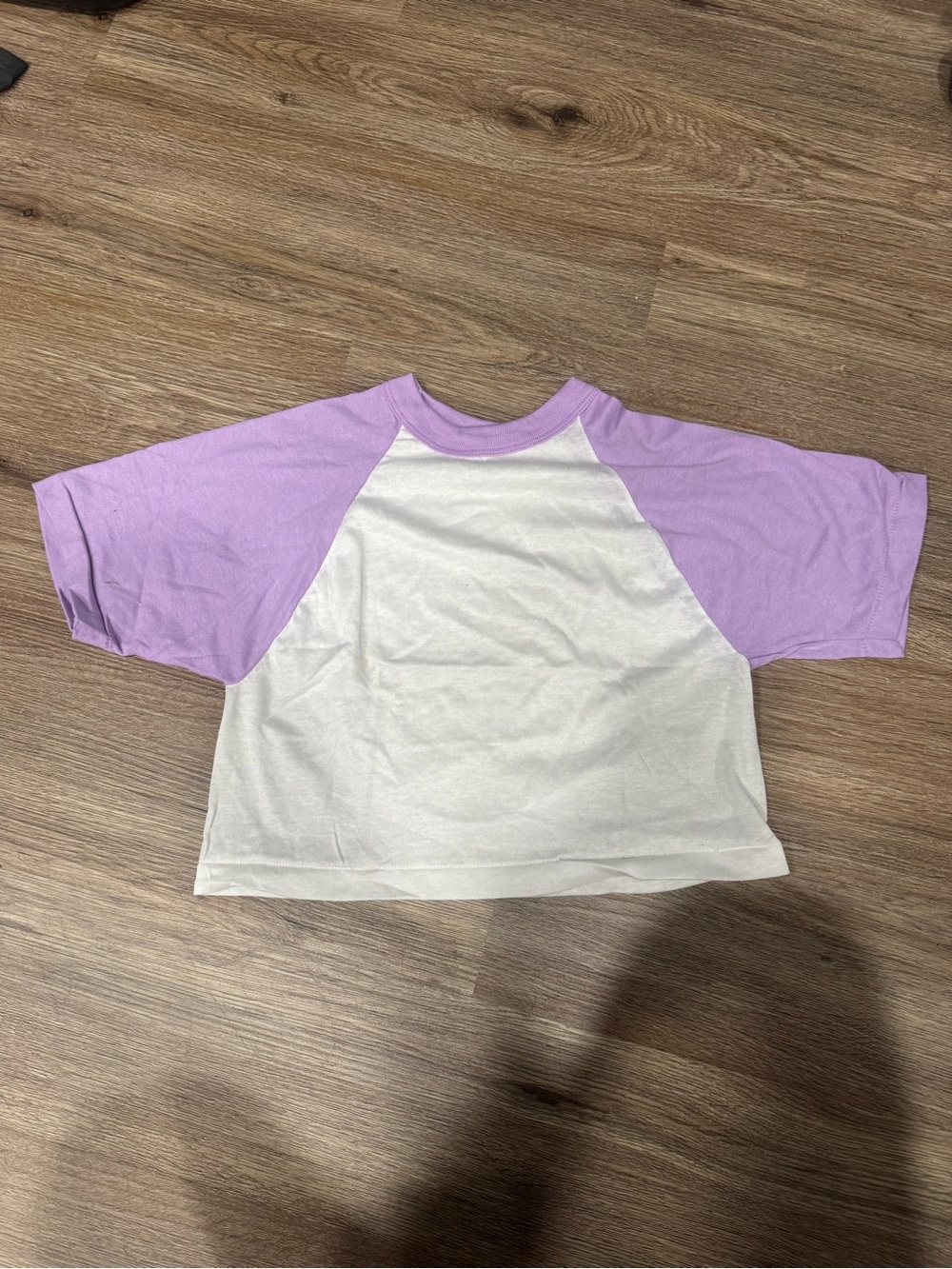 Vintage 70’s Sportswear Cropped Raglan Tee in Lavender and White